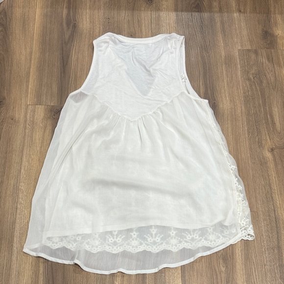 American Rag Cream Lace Tank Top - Picture 5 of 6